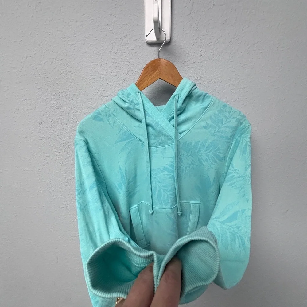 NWT Columbia Women’s S PFG Slack Water French Terry Hoodie in Aqua Foliage - Picture 9 of 12